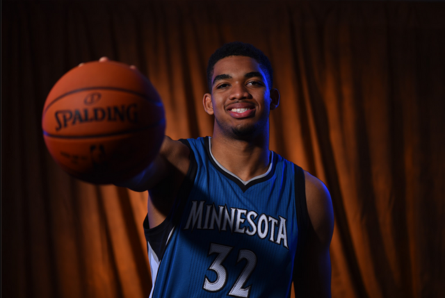 出场约30 出场约30