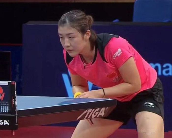 背失利中 背失利中